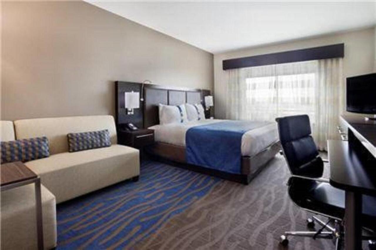 Holiday Inn Hotel & Suites Northwest San Antonio By Ihg Room photo