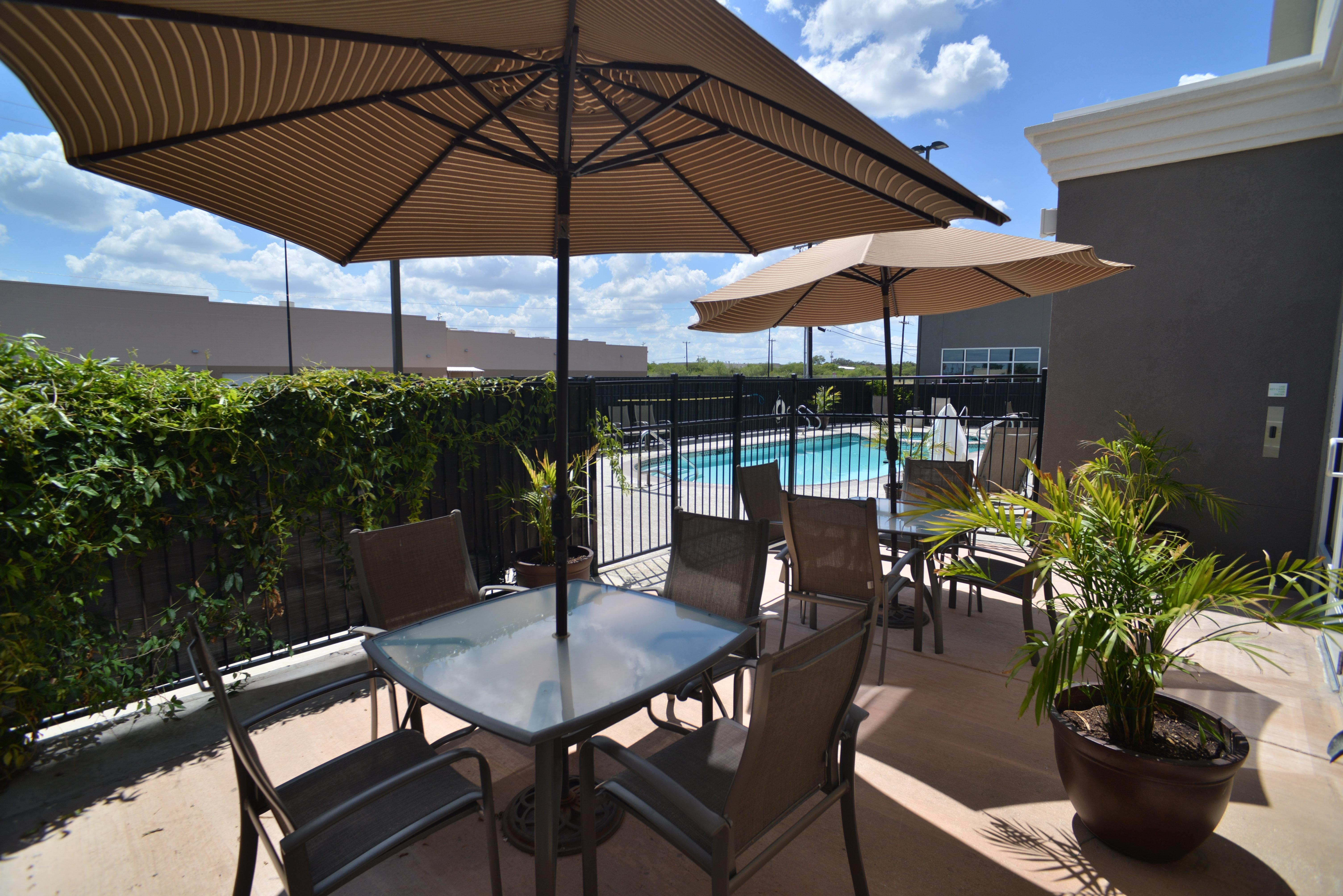 Holiday Inn Hotel & Suites Northwest San Antonio By Ihg Exterior photo