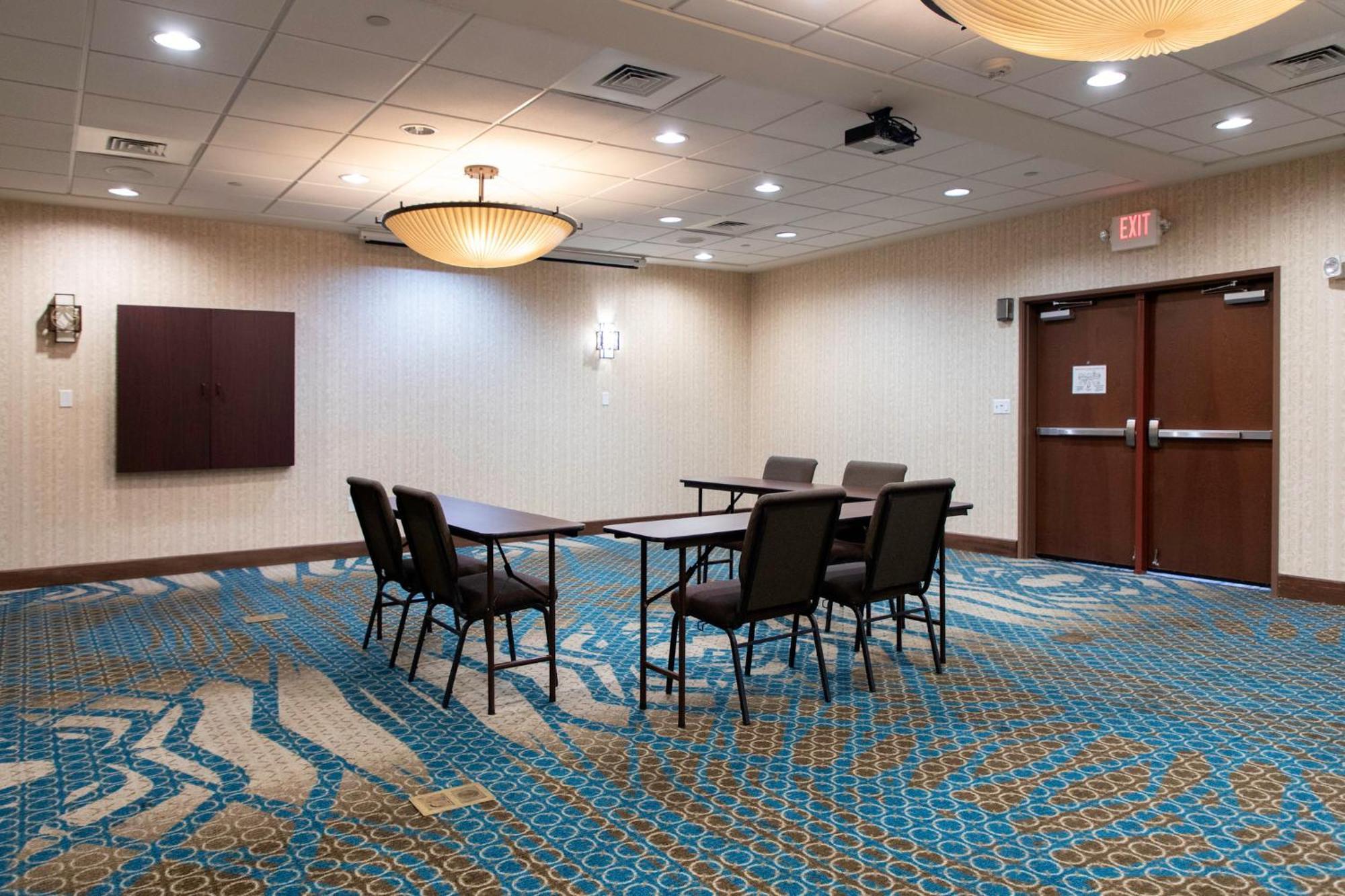 Holiday Inn Hotel & Suites Northwest San Antonio By Ihg Exterior photo